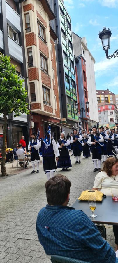 Albergue Turistico La Peregrina Oviedo Kültér fotó